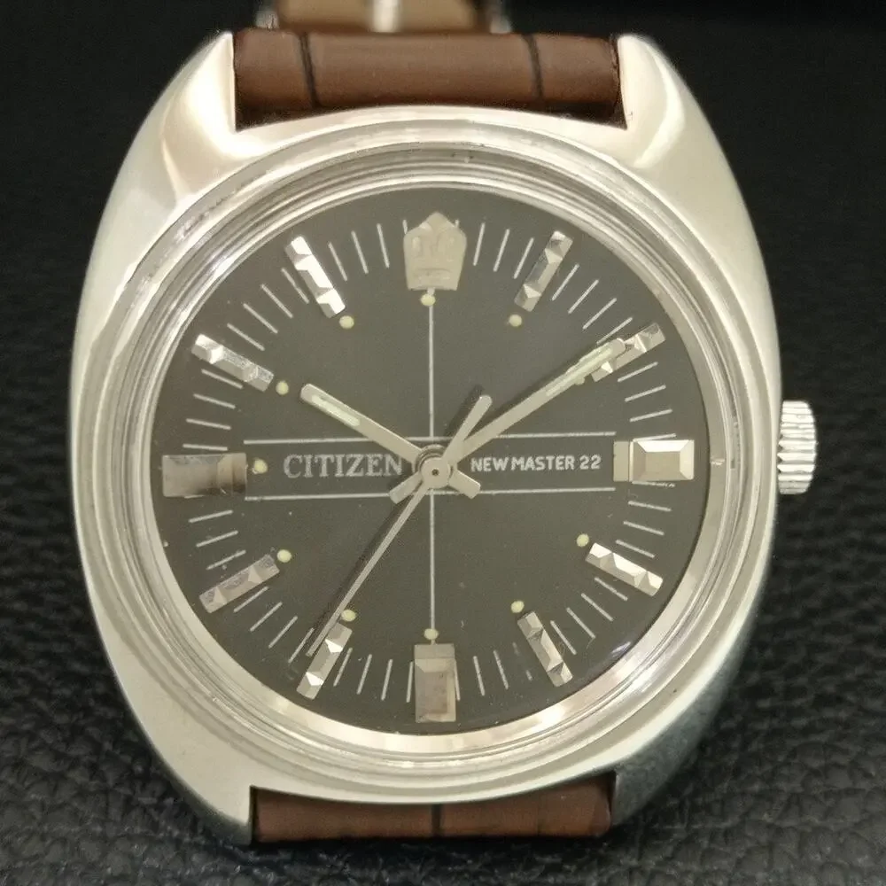 Vintage 1975 Citizen Manual Wound Mens Silver Watch & Silver accents